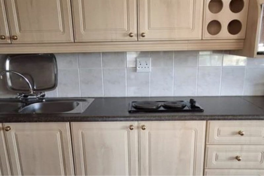 9 Bedroom Property for Sale in Deneysville Free State